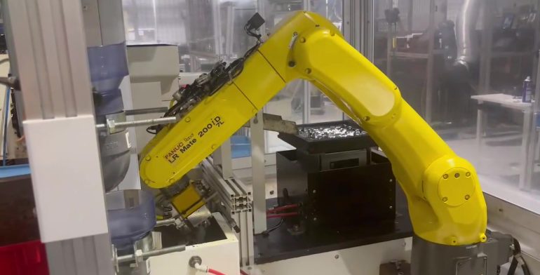 加工機ロボットセル1